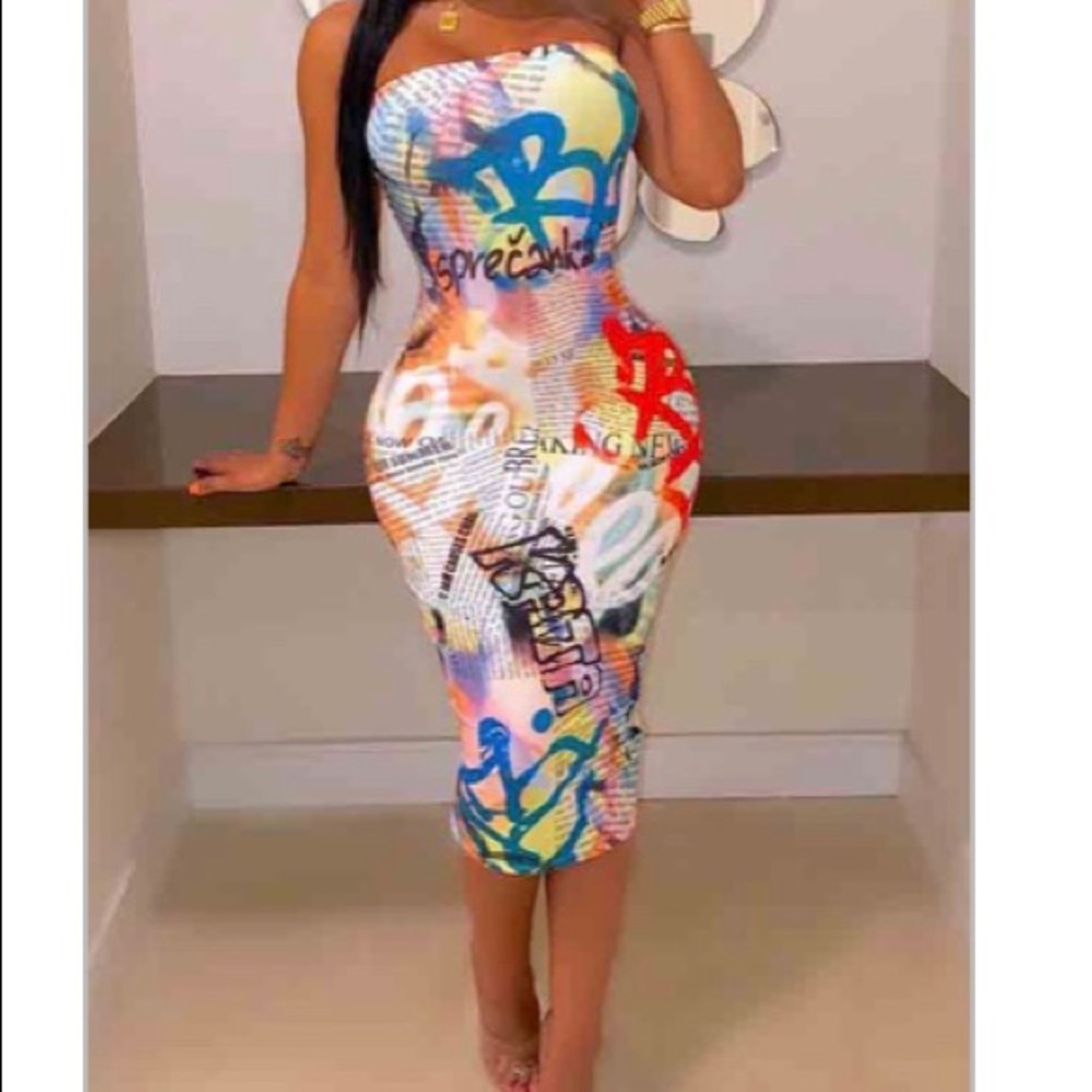 Midi tube dress with graffiti graphics